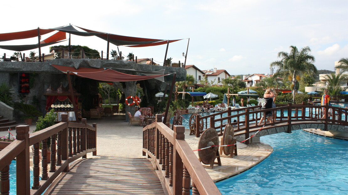 Armas Pemar Beach Resort